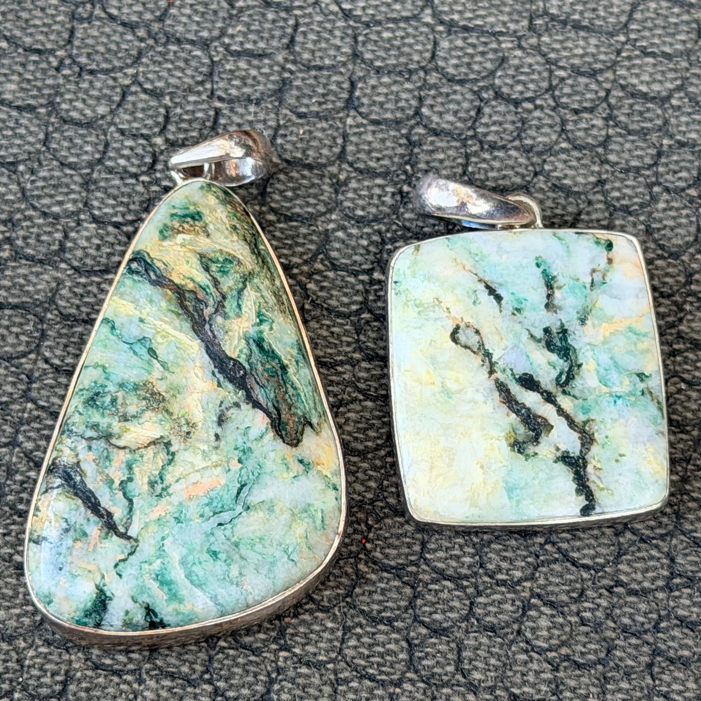 Sale - 1.5" Muscovite Sterling Silver Pendant Necklace (18")