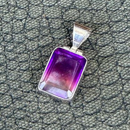 Sale -  1.2" Flourite Quartz Sterling Silver Pendant Necklace (18")