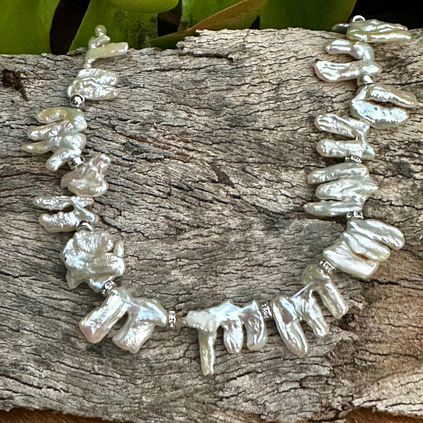 N0904 Pearl Statement Necklace 18”-20”