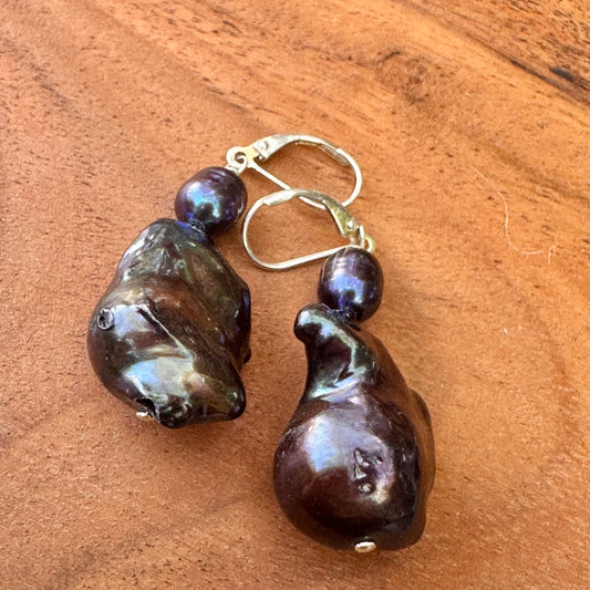 Baroque Pearl Earrings 2"