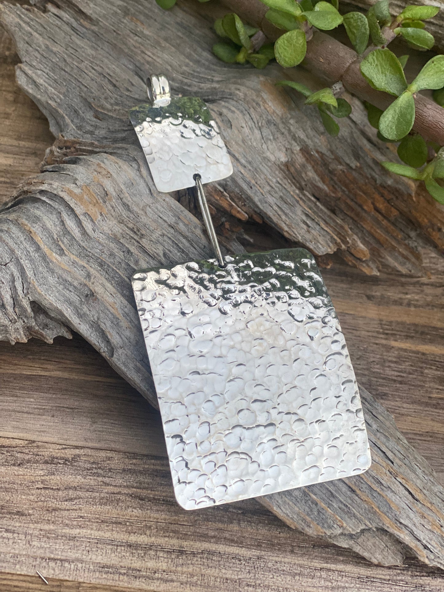 N0521.  Hammered Statement Necklace  (30”)